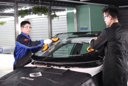 汽車玻璃更換
